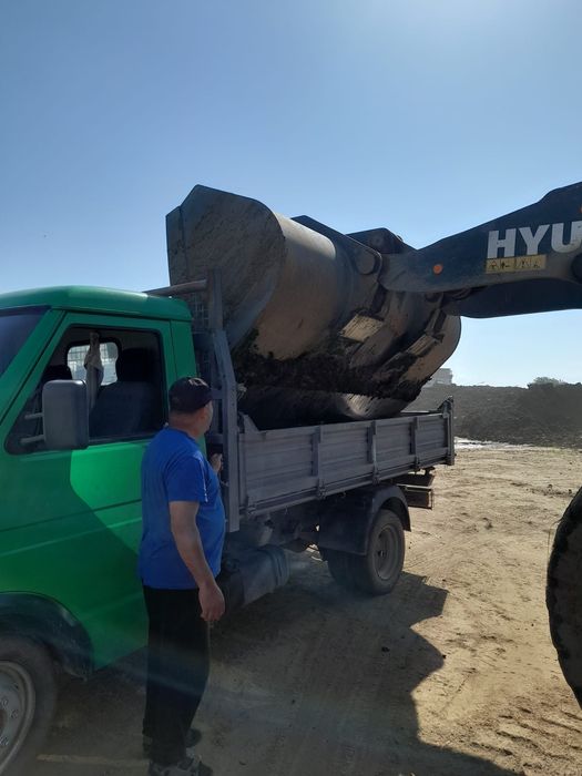 Transport materiale din balastiera