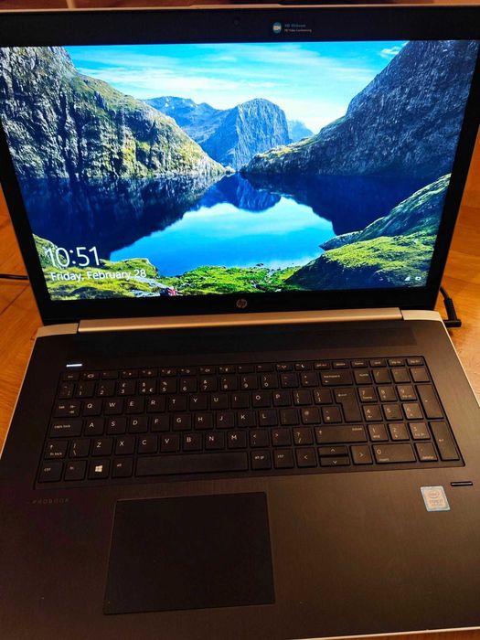 Лаптоп HP ProBook 470 G5 (със забележка)