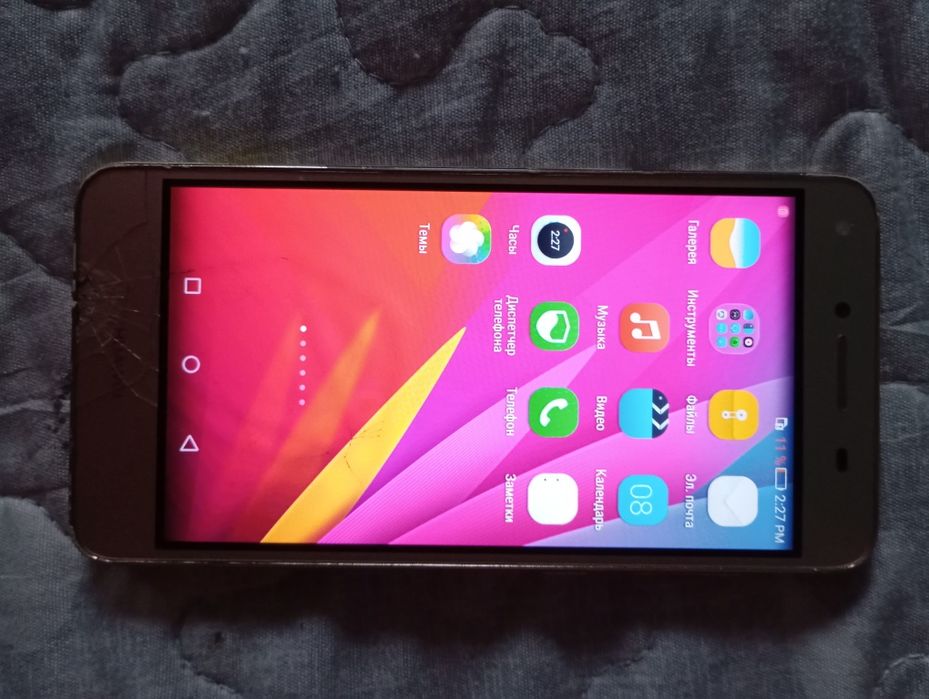 Телефоны разные от 10 т