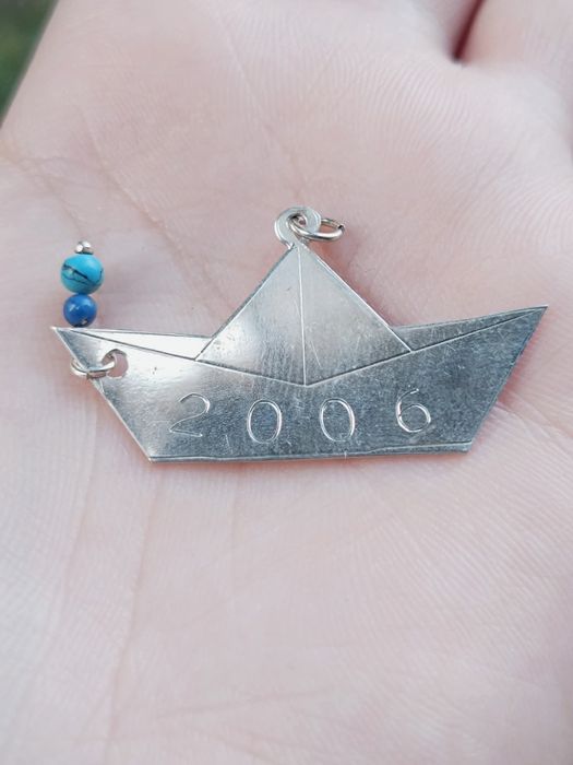 Pandantiv din argint de 925 în forma de vapor cu anul 2006