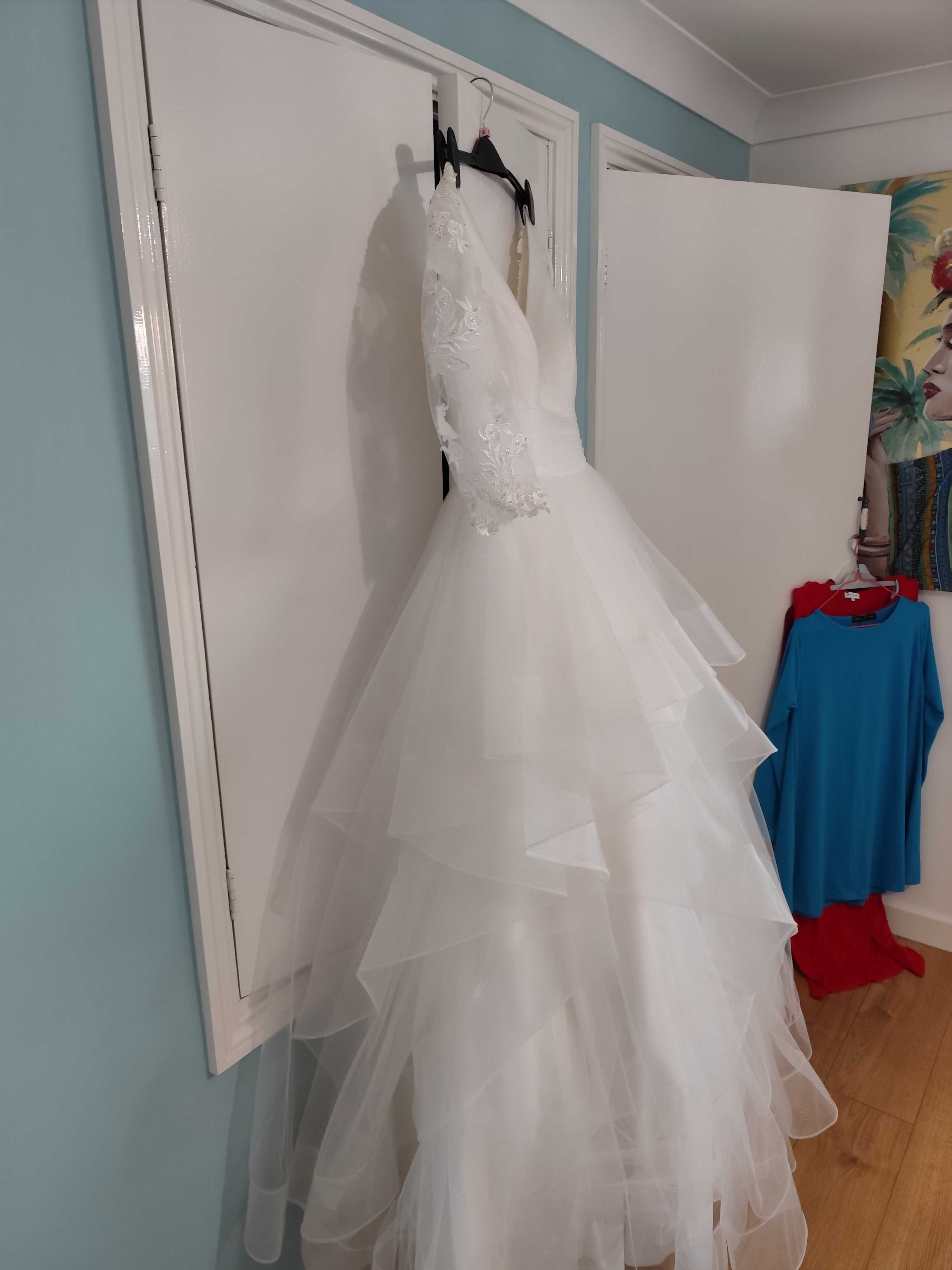 Rochie de mireasa marimea 48
