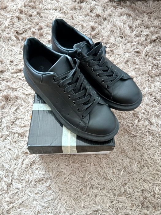 Pantofi Pull&Bear nr 44