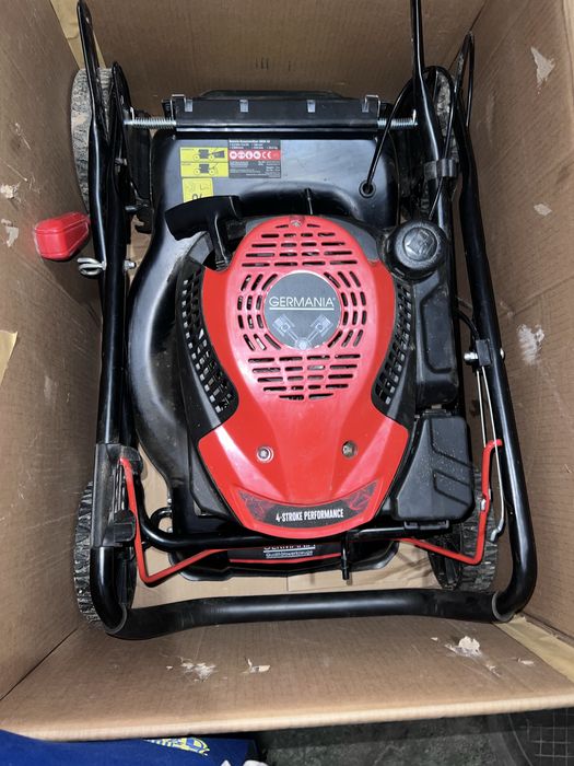 Бензинова косачка germania