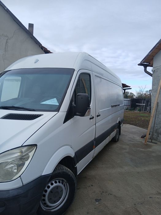 vând mercedes sprinter