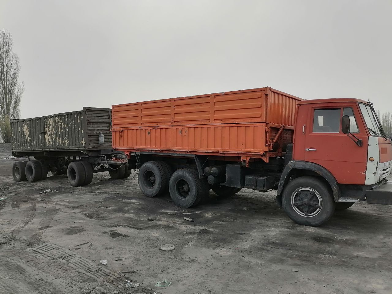 Selxoz kamaz sotiladi.