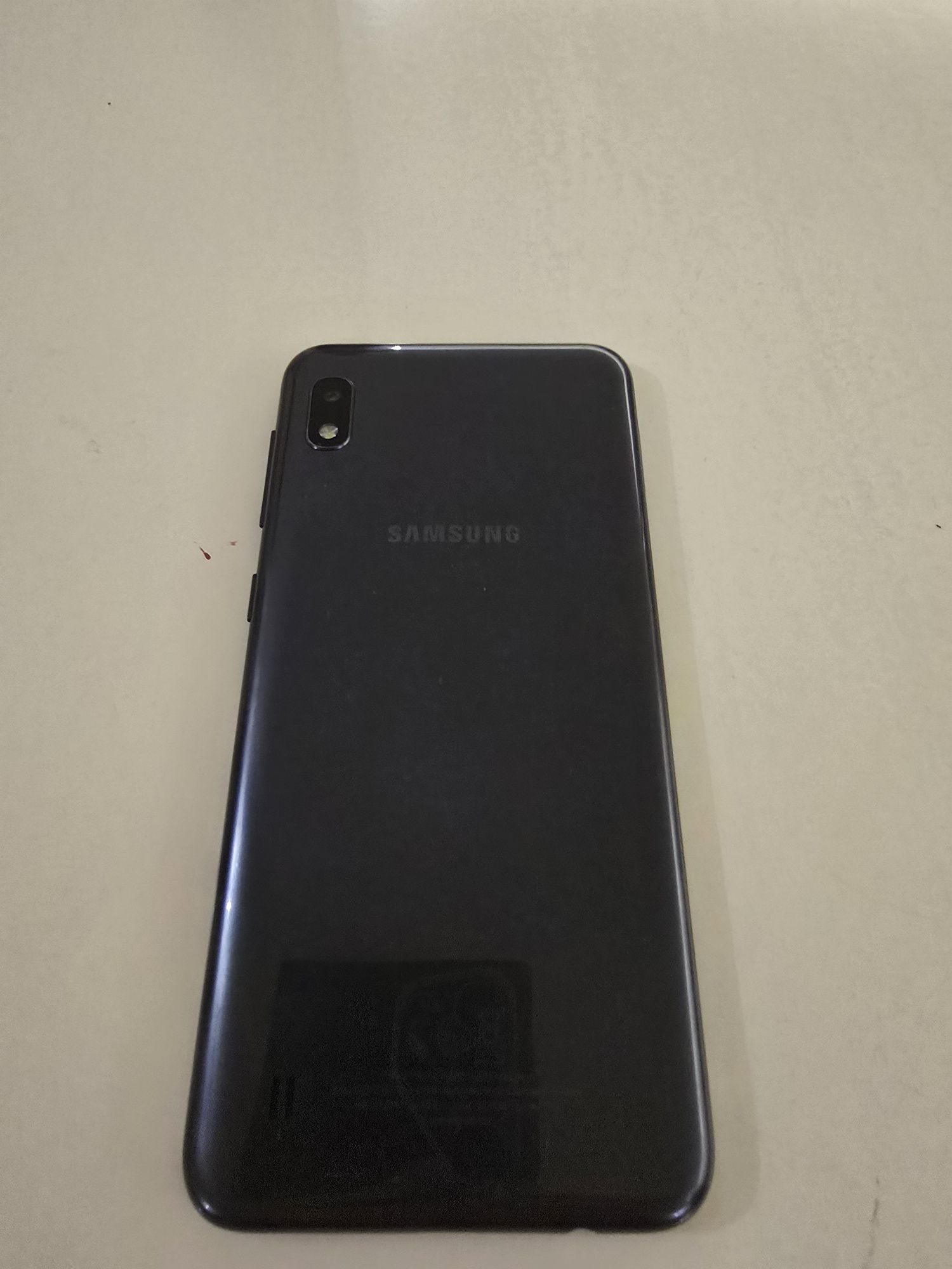 Samsung galaxy a10 32 galaxy 2ram.  Спешно!!!