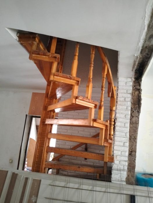 Продам лестницу для дома