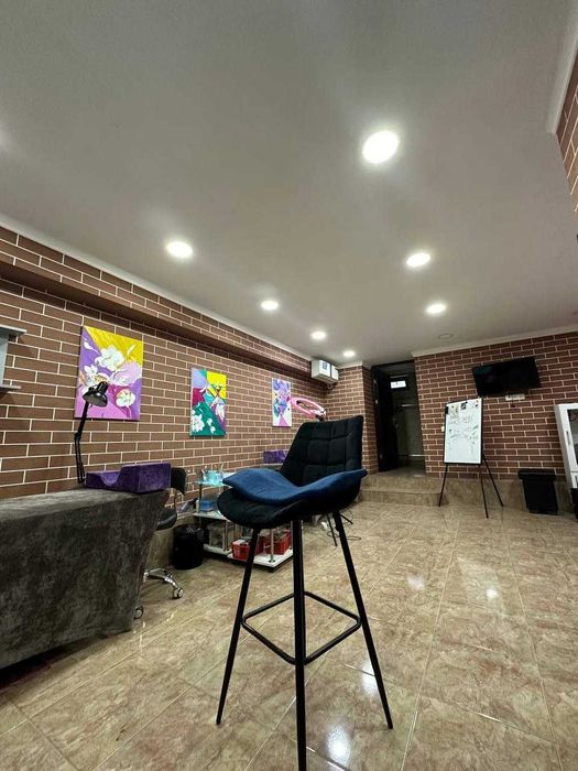 Аренда помещения под салон 100м2 Новомосковская, Стадион Старт