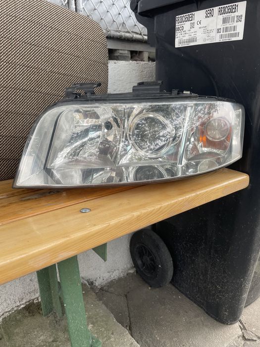 Оригинални фарове за ауди а 6 ксенонови оборудвани цената е за комплек