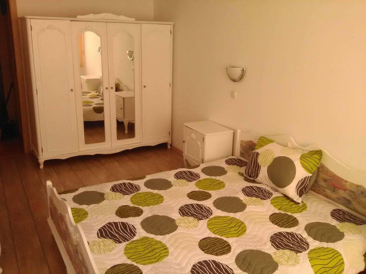 Дава се под наем Двустаен апартамент в София, Банишора - 64 кв.м за 600 € - Снимка #1