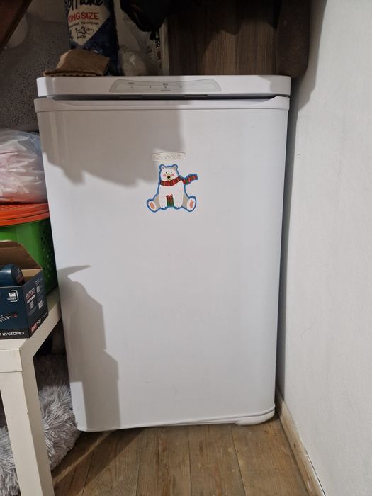 Продам новую морозильную камеру