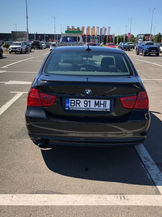 Vând sau schimb BMW 318D