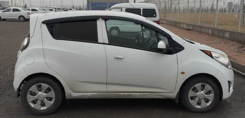Продам Спарк 2012 г