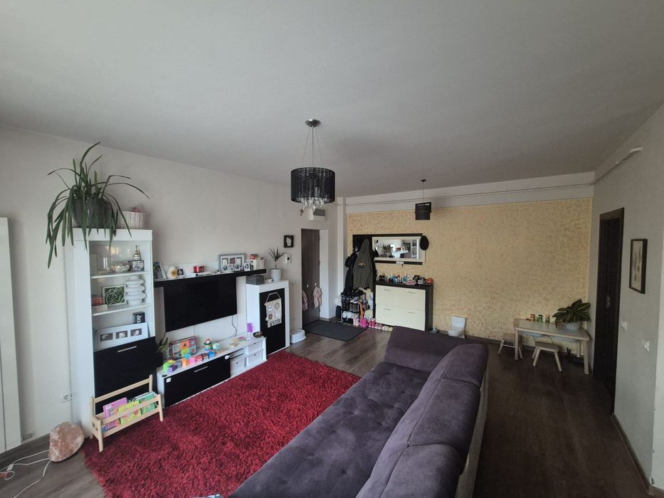 Vând apartament Bucium Bellaria