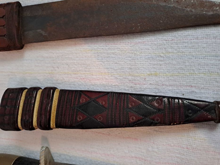 maceta cutit pumnal african alama piele 22 - 30 cm