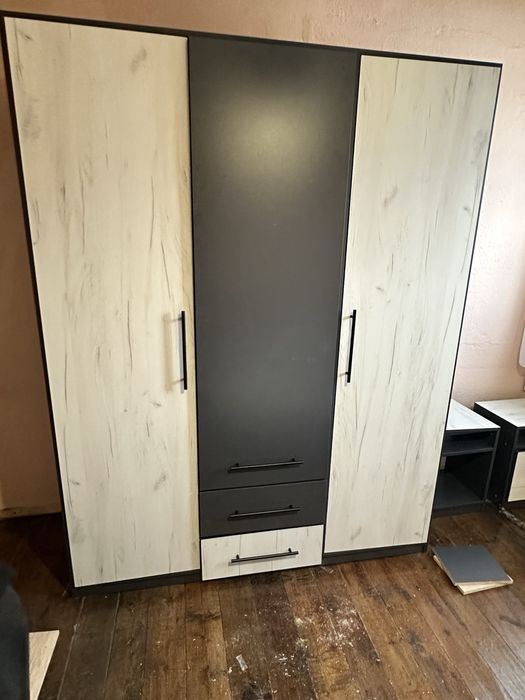 Сглобяване на мебели