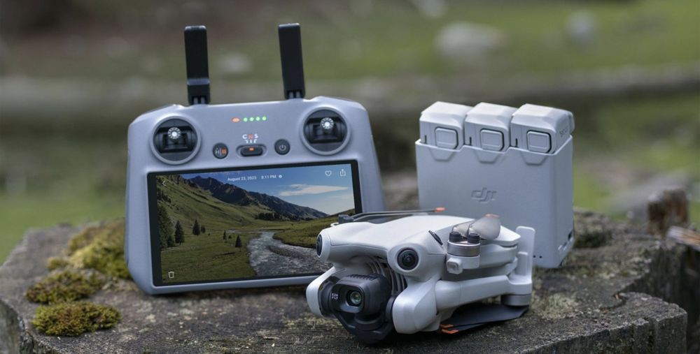 Dji mini 4 pro RC controller