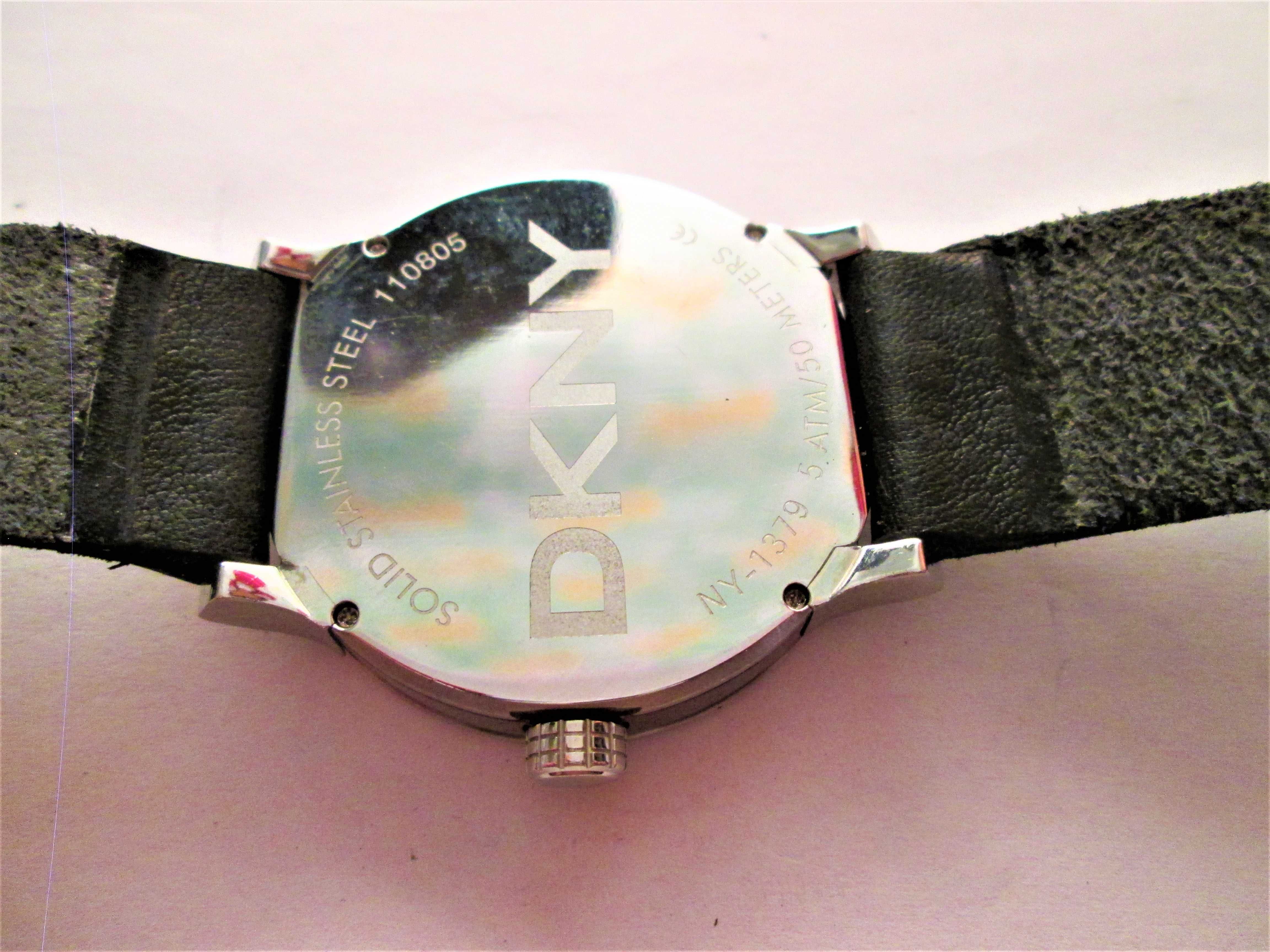 ceas DKNY Multicalendar , diametrul 42 mm,