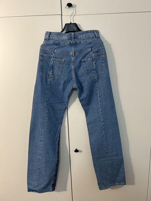 Vand blugi drepti Zara