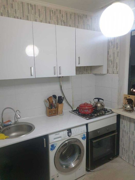 Продам 4 комнатную квартиру