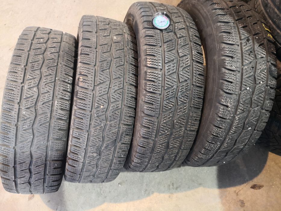 195 70 15 C лекотоварни гуми за бус 15 цола dot 23