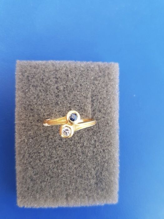 Inel deosebit aur 18k cu safir și diamant vintage cadou