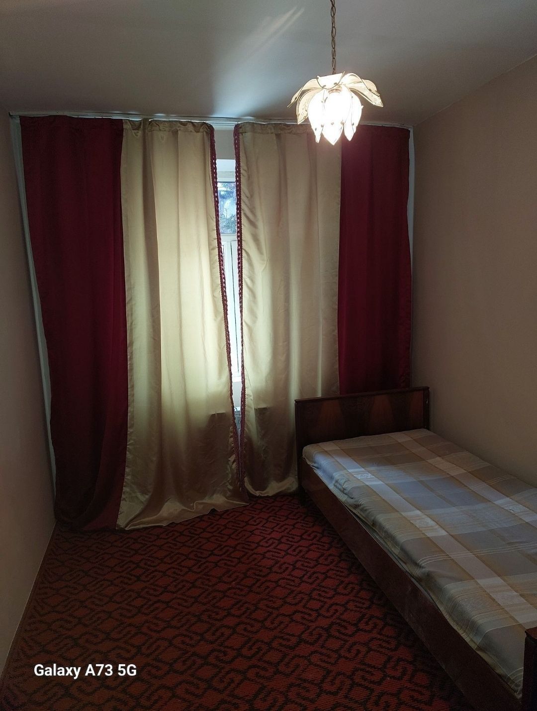 Ijaraga uy beriladi massiv feruza 3 xonali