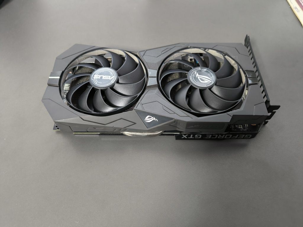 GTX 1660 Super OC Asus Strix