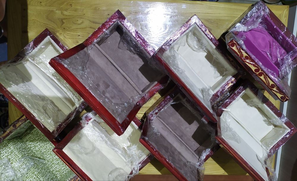 Шкатулки для украшений