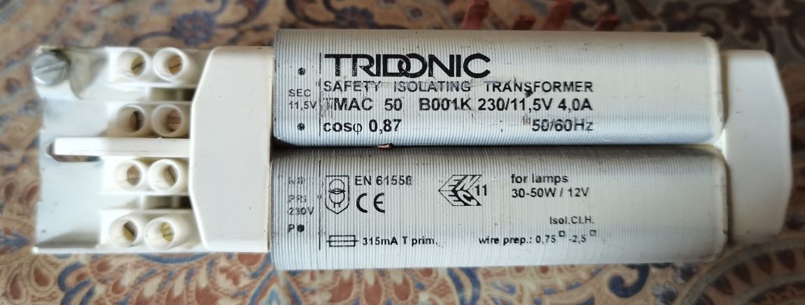 Transformatoare 12V și 27,5 V