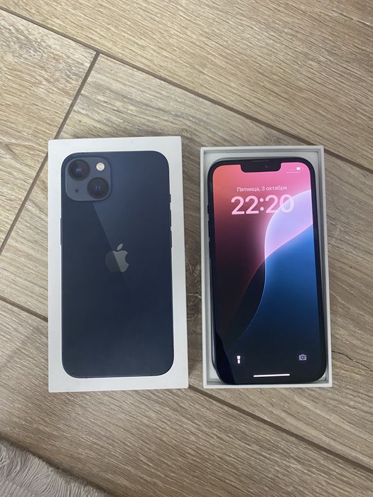 Продам Iphone 13