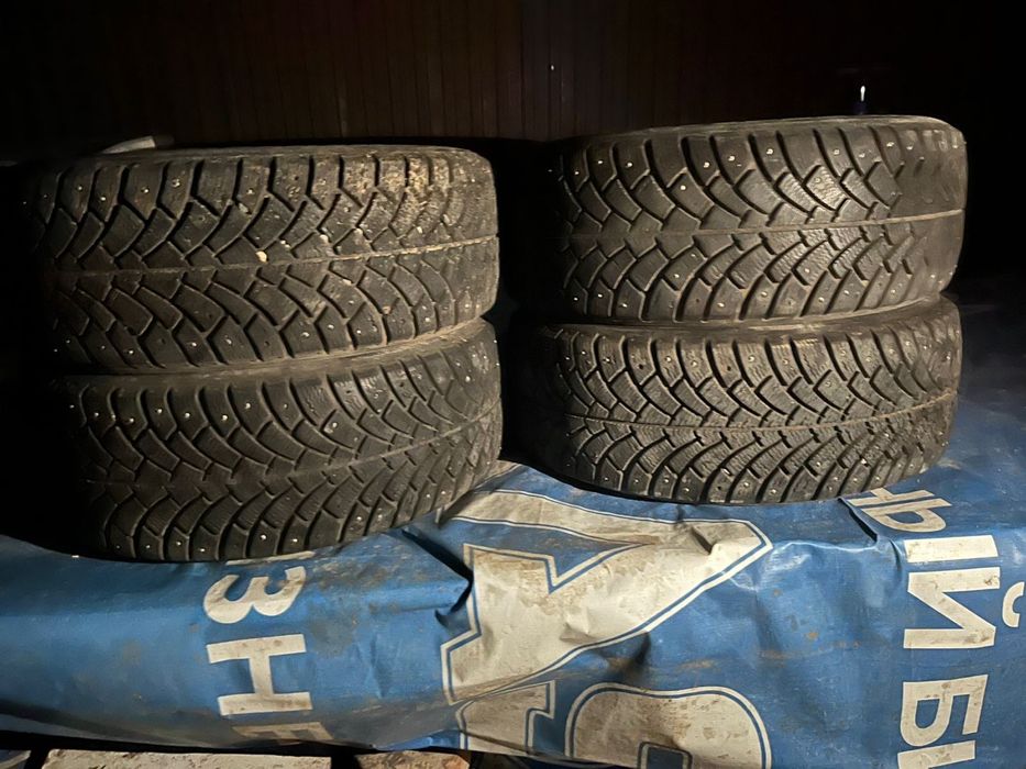 Продам R 16 205/55 шины