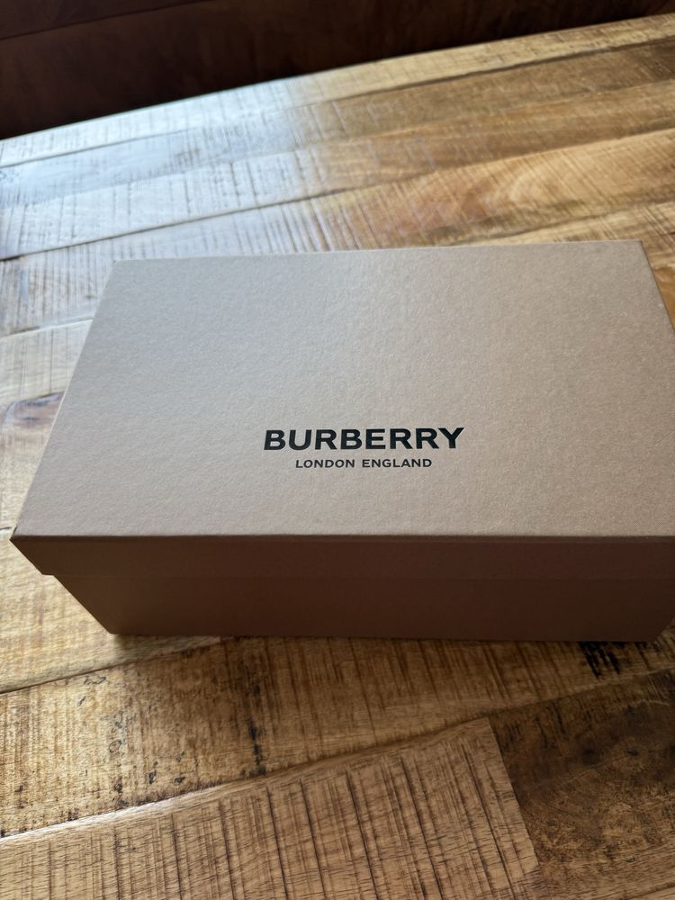 Burberry Оригинални с касова бележка