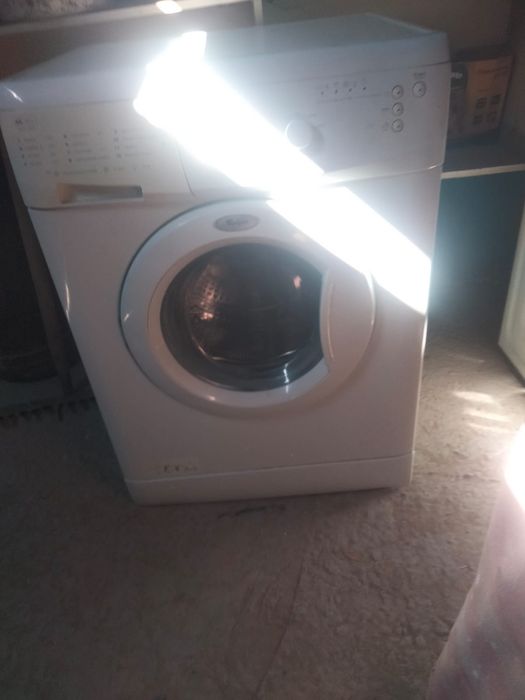 Срочно продам   3 шт  стиральные машины по выгодным ценам отдельно.