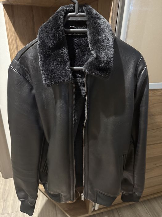 Geaca de piele imblanita