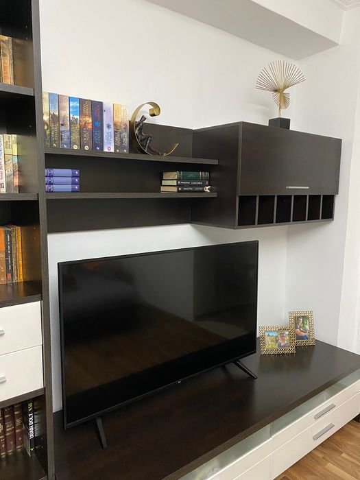 Vand mobila living ,Mobexpert. Se vinde tot serul sau separat.