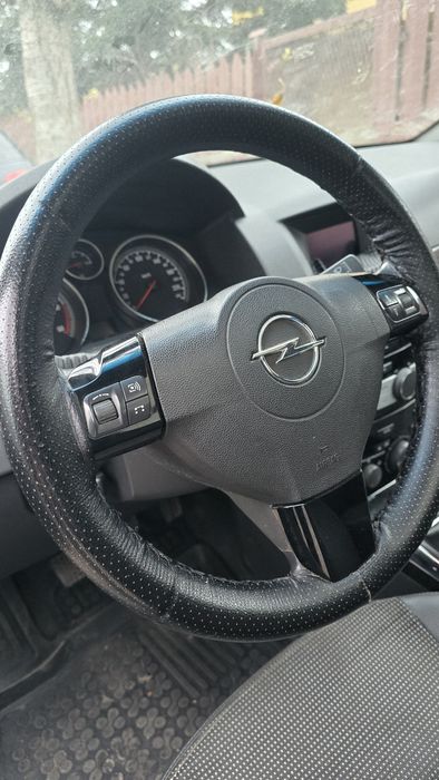 Astra H 1.7 sport 125Cp Panoramic