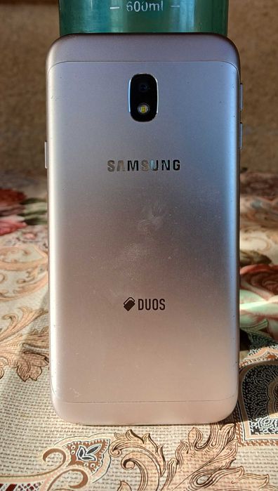 Vand Samsung j3 2017 in stare foarte bună