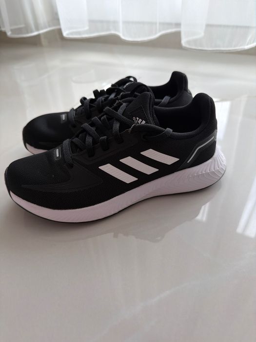 Дамски маратонки ,Adidas