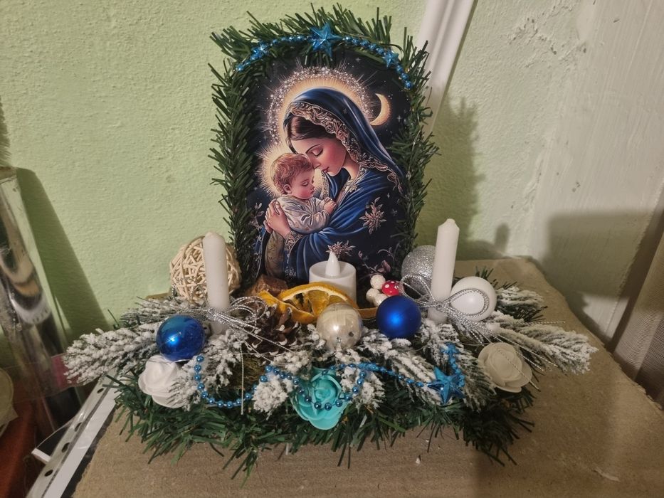 Ornamente disponibile