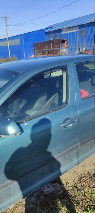 Skoda Octoavia 2 (plus una pentru piese)