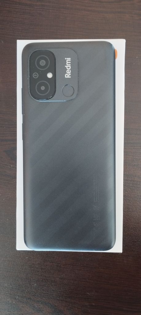 Телефон Redmi 12C
