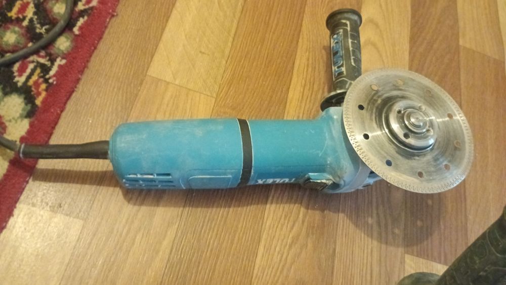 Болгарка шлифовальная машина