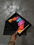 Tableta Lenovo cu tastatura