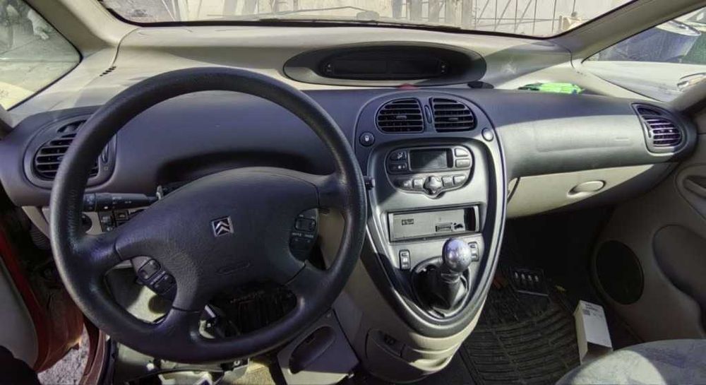 Citroen Xsara Picasso 1.8i на части