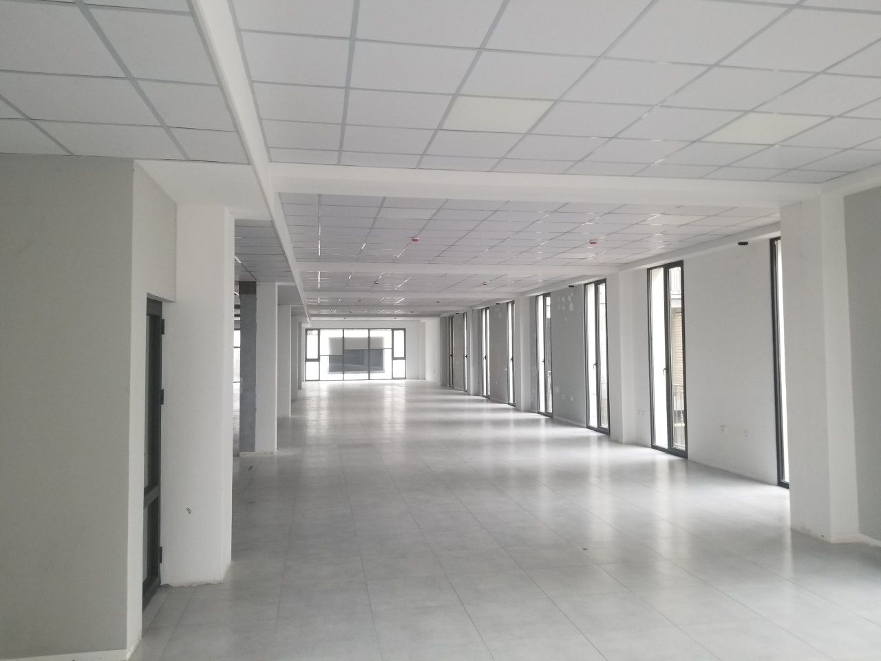 Сдаётся большое помещение open space, 1-нотариалька, Piramit