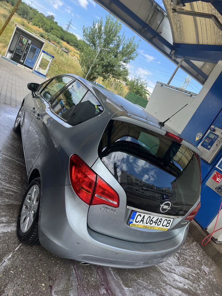 Opel Meriva 1.4 Turbo COSMO