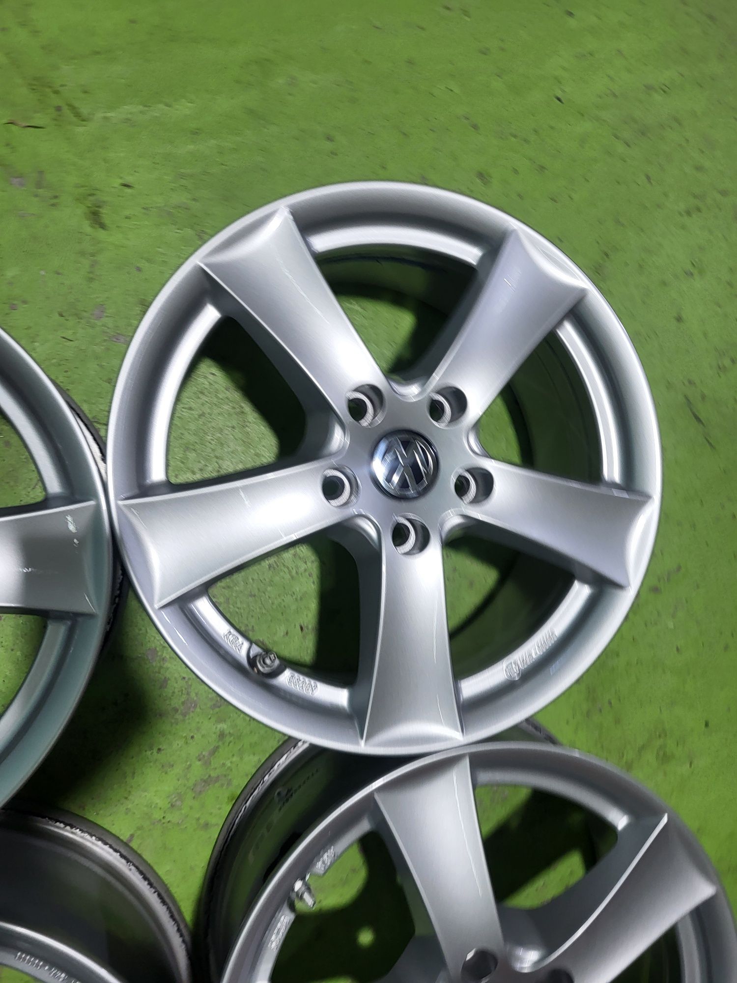 16 5x112 Vw Golf Touran Caddy Skoda 5х112