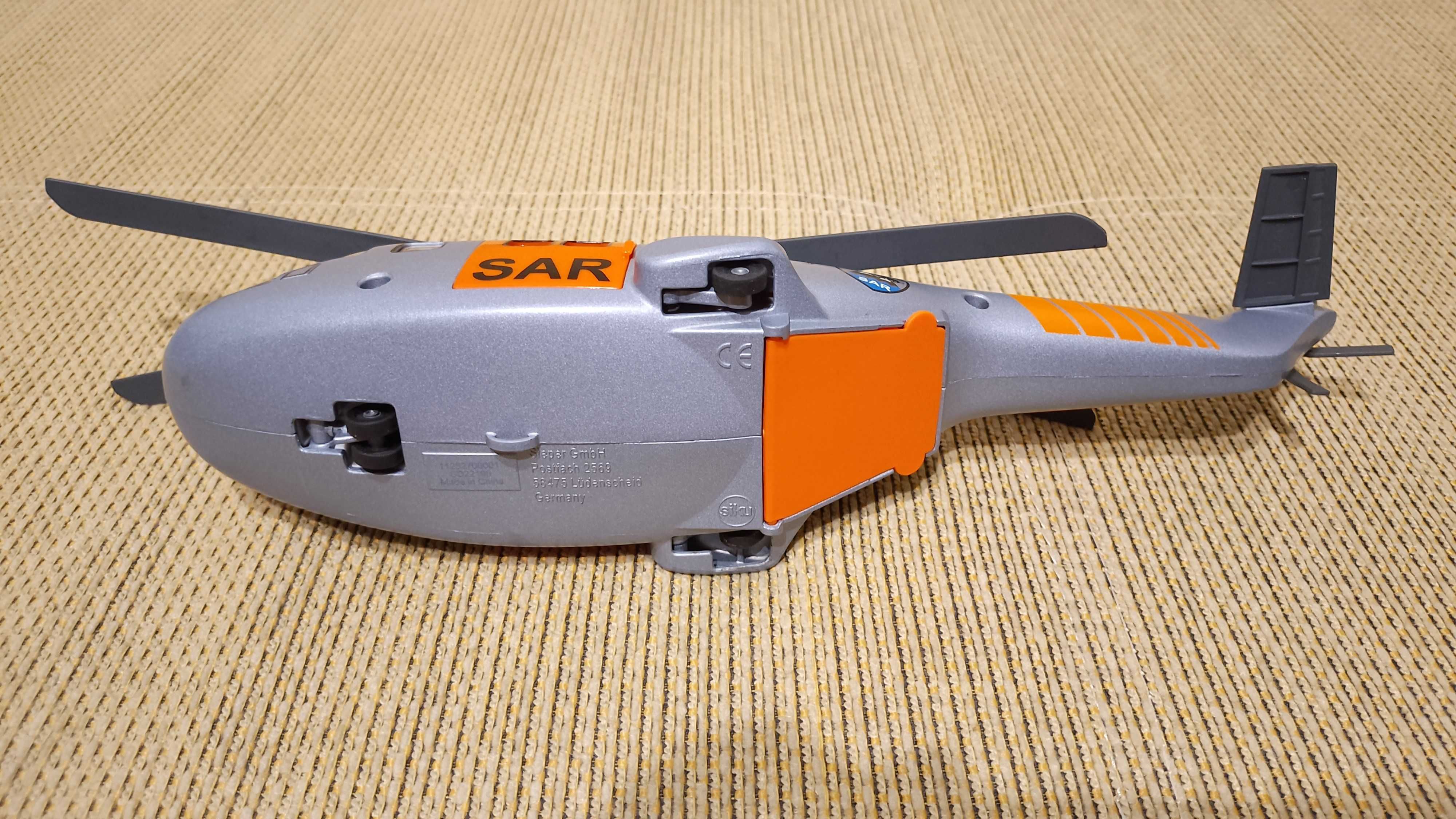 Метален SIKU 2527, SAR Transport Helicopter, 1:50