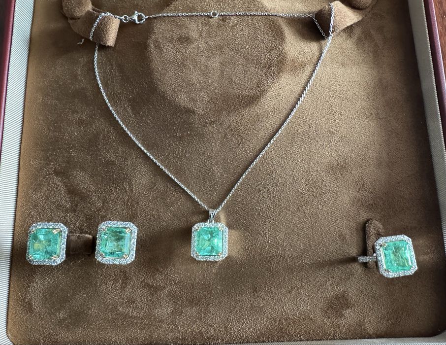 Set bijuterii aur 18k cu Smaralde Columbia si Diamante, variante auto!
